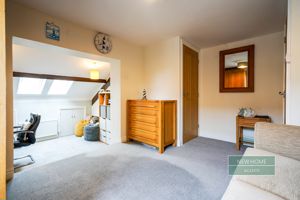 Photo 61- click for photo gallery